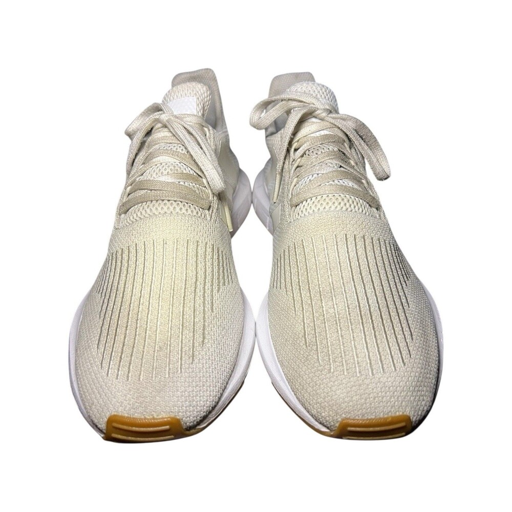 Adidas Swift Run Cloud White Gum Running Sneakers Men’s Shoe Size 11.5, F35206